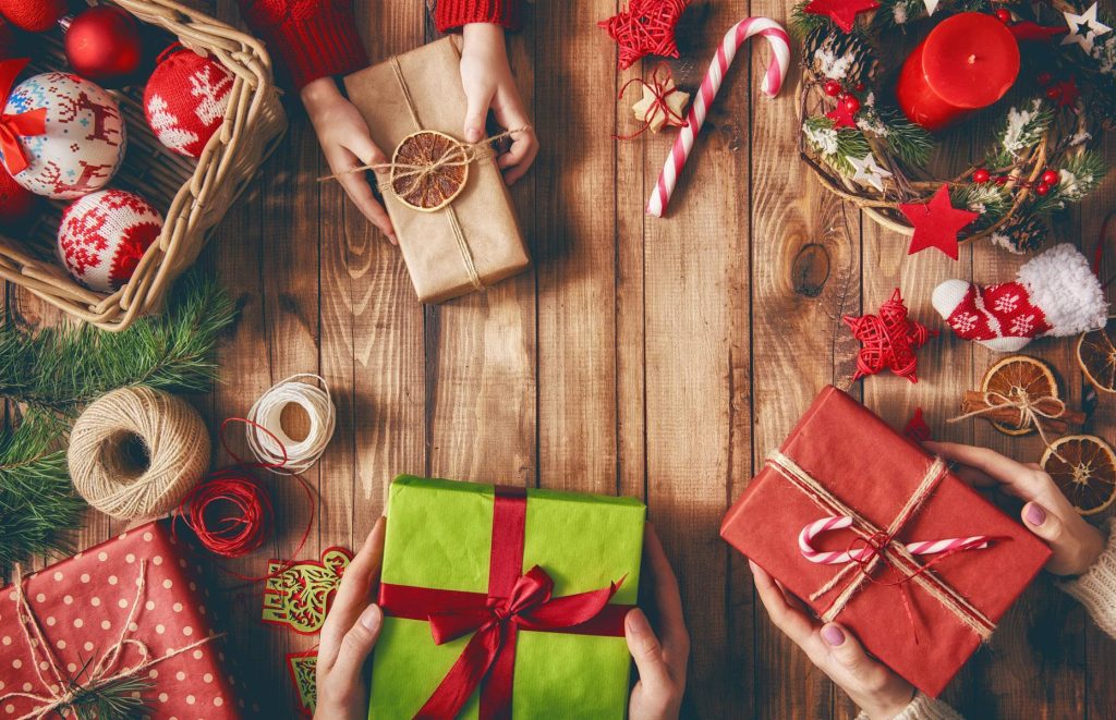 How to Send Christmas Gifts from Vietnam to New Zealand — Fast, Safe, and Stress-Free